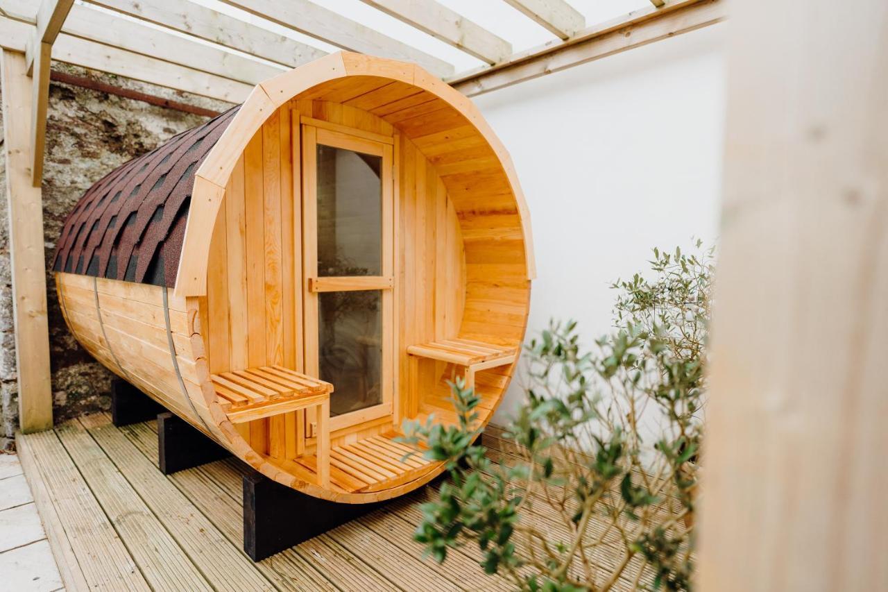 The Bakehouse - Cosy Conversion With Outdoor Sauna Villa Tenby Eksteriør billede